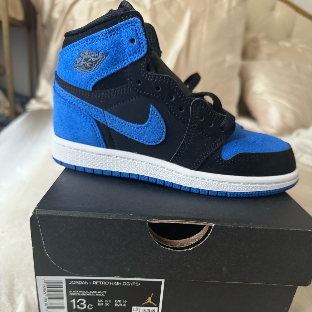 BNWT black & Blue Jordan 1s